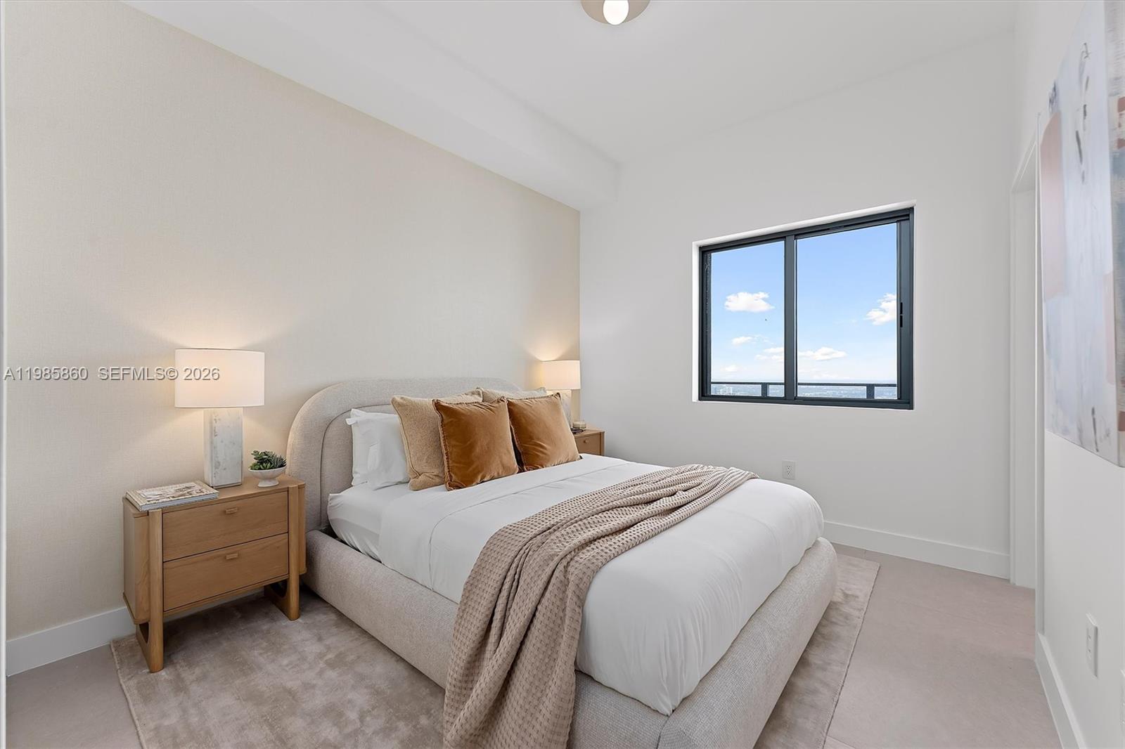 700 NE 24th ST Unit: PH5802