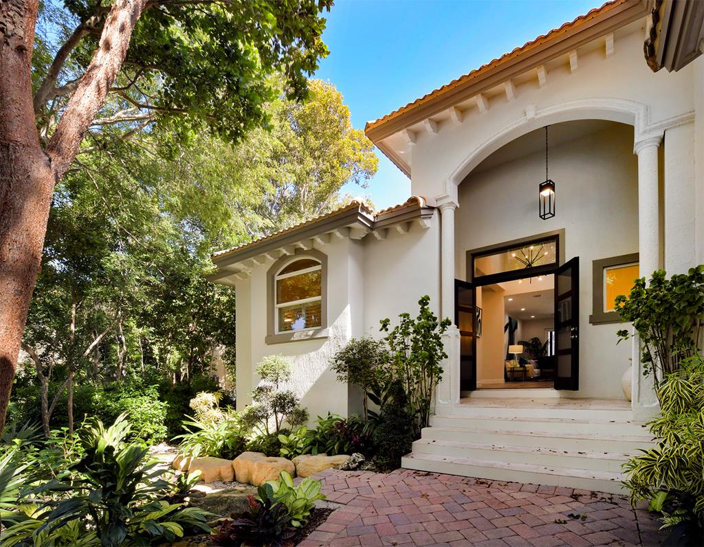 21 Harbor Island Drive