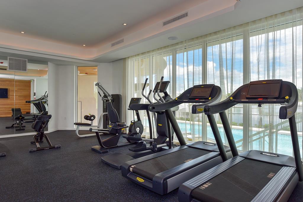 131 Beach Road 204
