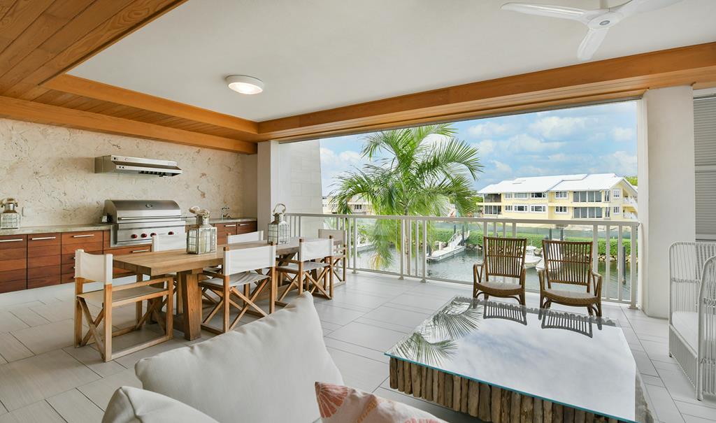 131 Beach Road 204