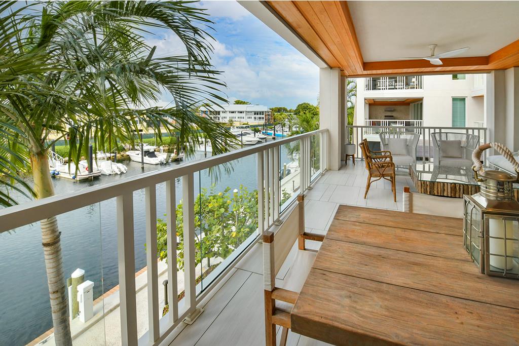 131 Beach Road 204