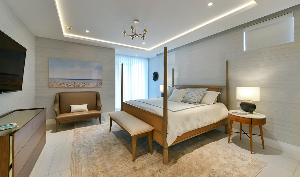 131 Beach Road 204