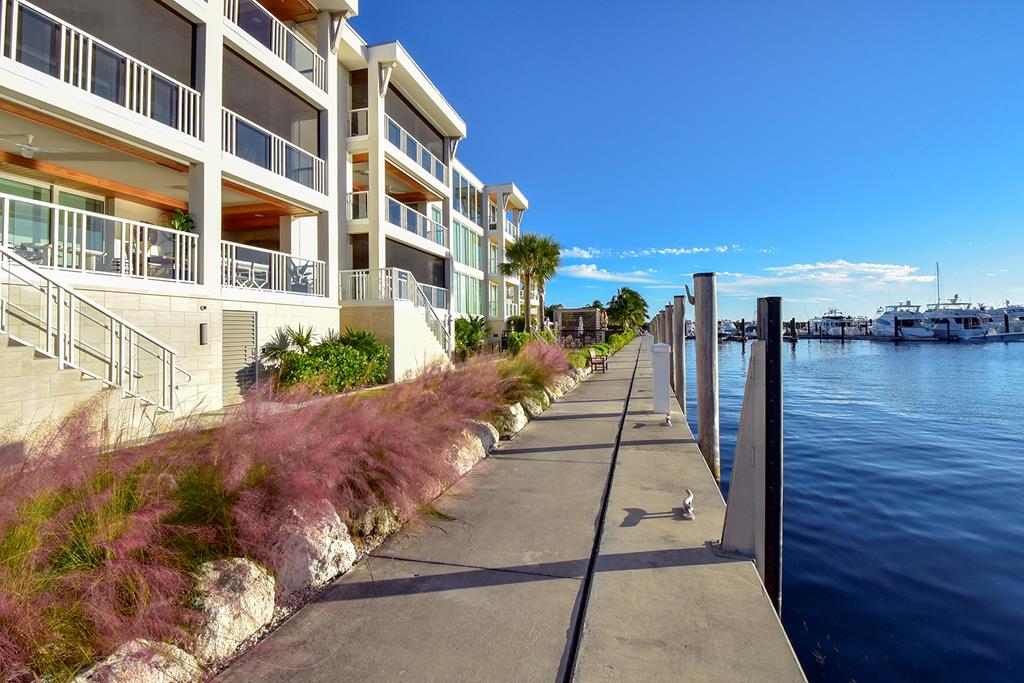 131 Beach Road 204