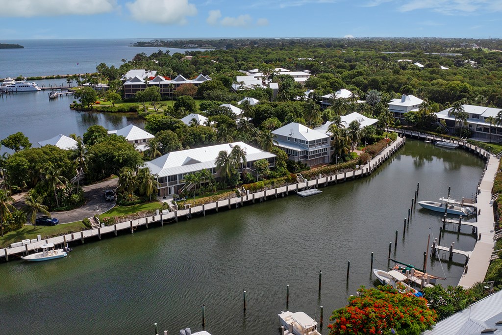 21 South Island Drive