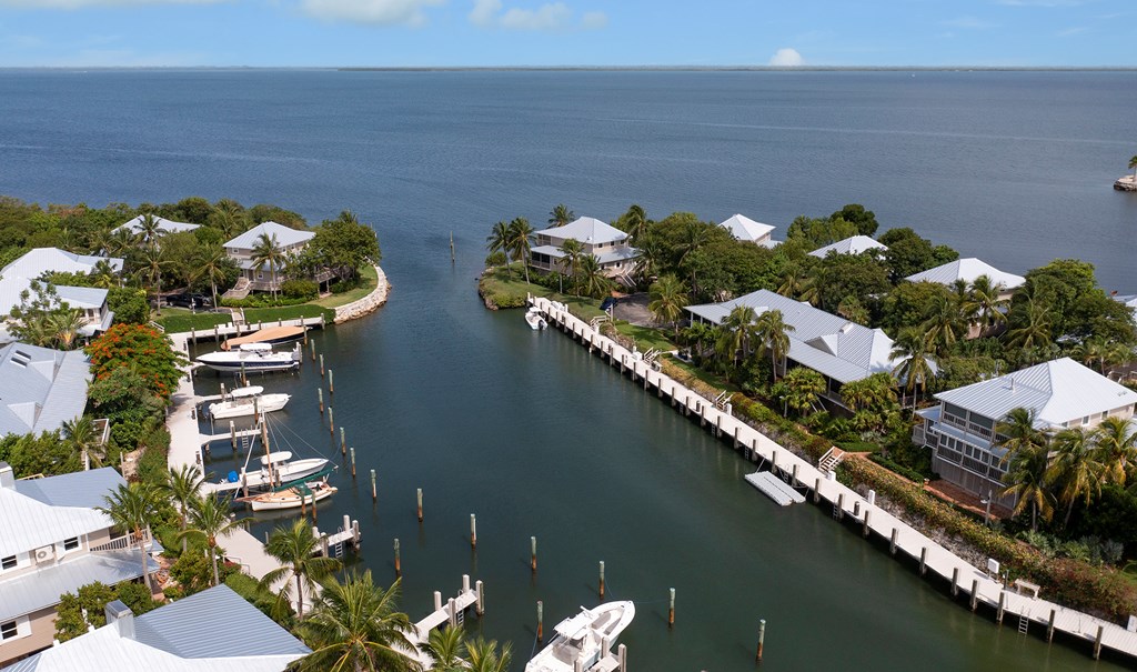 21 South Island Drive