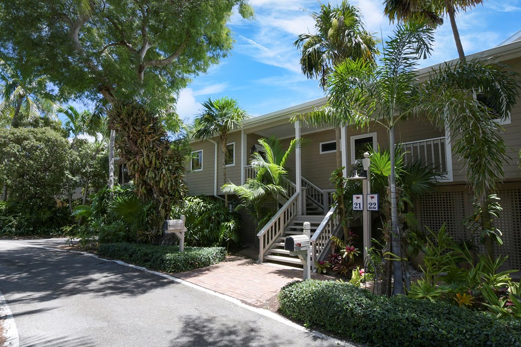 21 South Island Drive