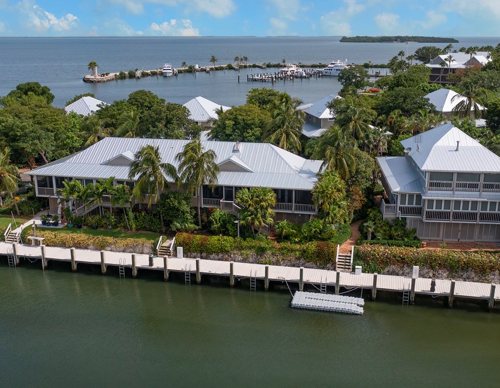 21 South Island Drive