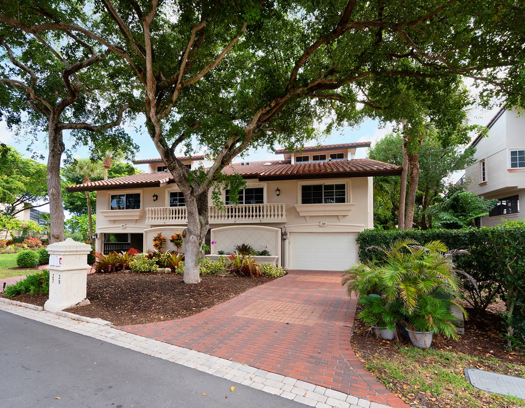 39 Harbour Green Drive