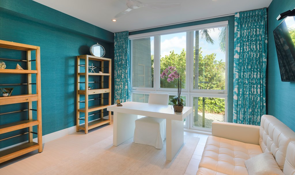 121 Beach Road Unit: 105