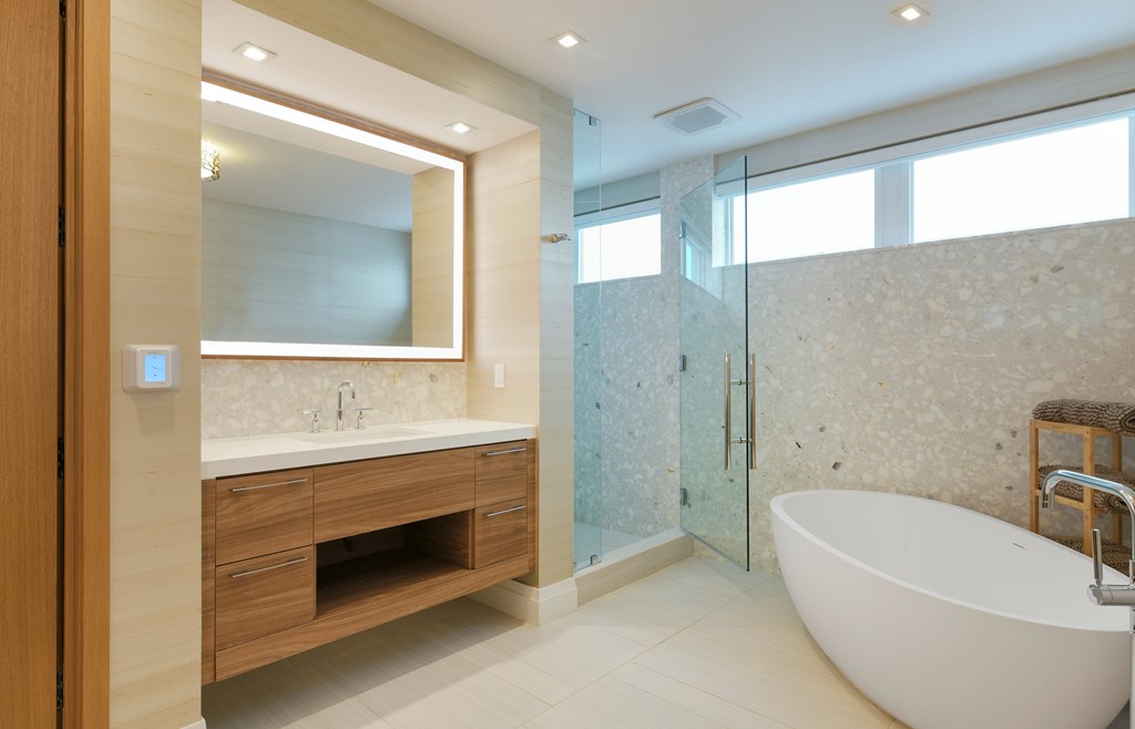 121 Beach Road Unit: 105