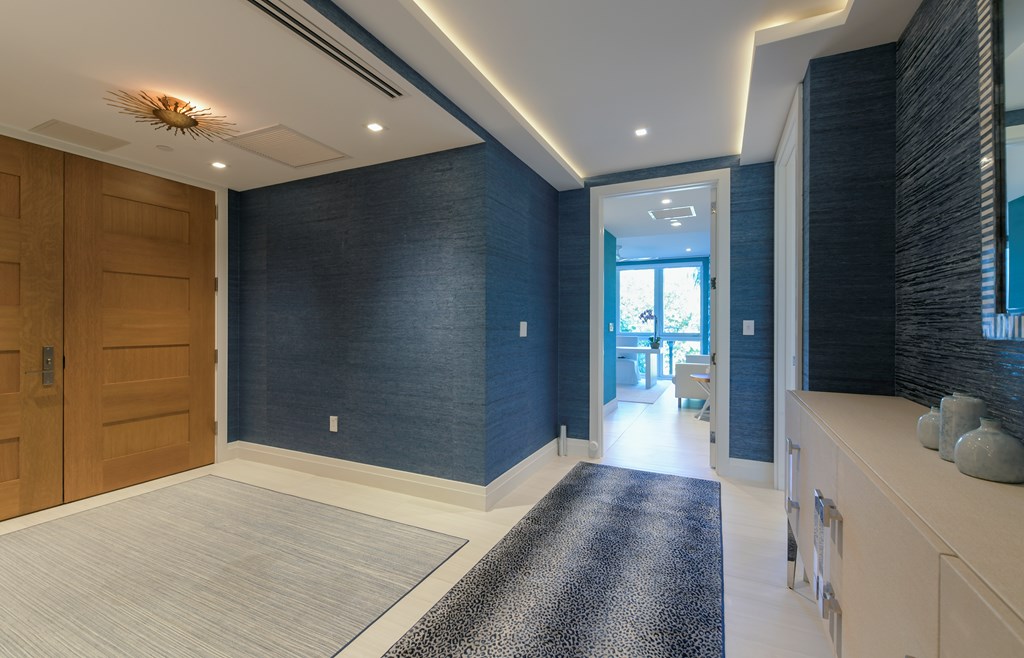 121 Beach Road Unit: 105