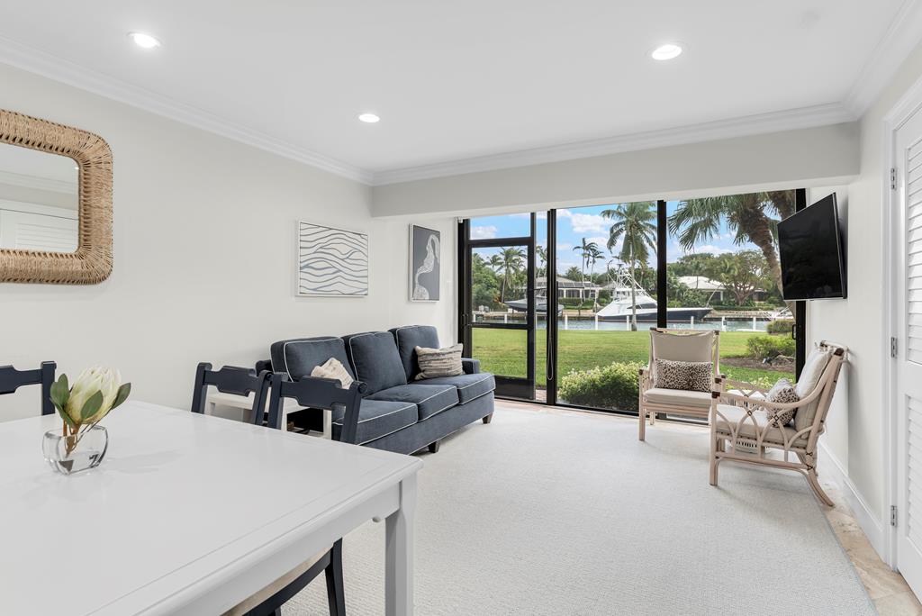 21 Anchor Drive Unit: A