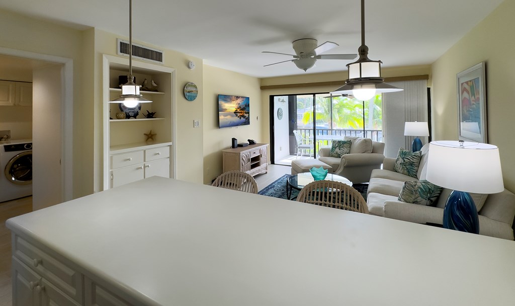 11 Anchor Drive Unit: b