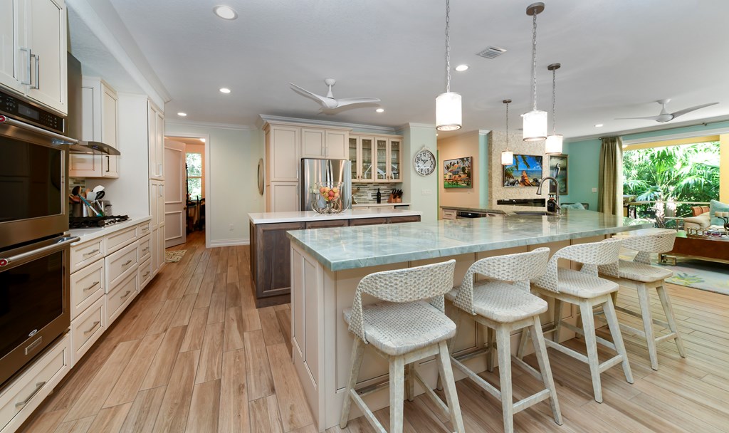 39 Thatch Palm Way