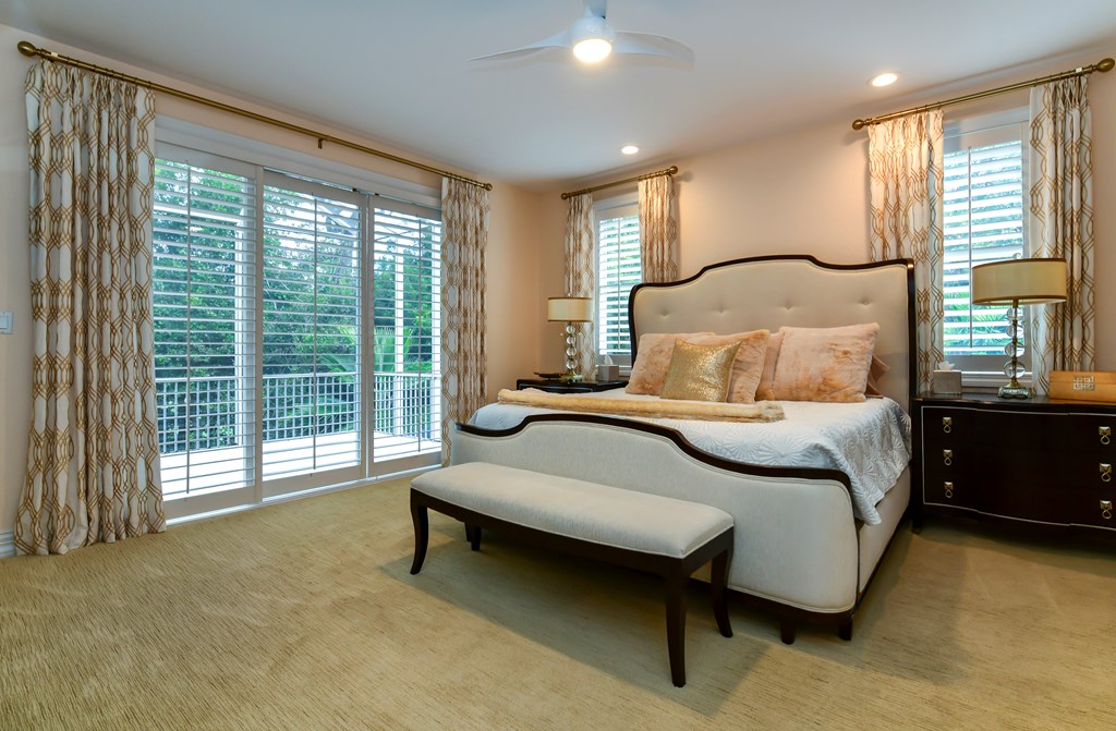 39 Thatch Palm Way