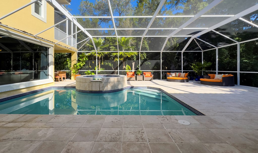 39 Thatch Palm Way
