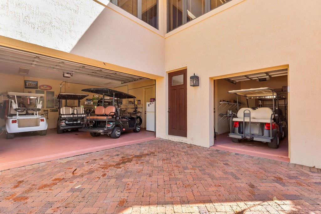 600 Coral Lane