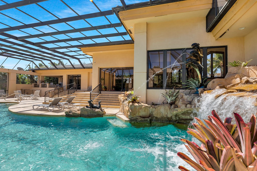 600 Coral Lane