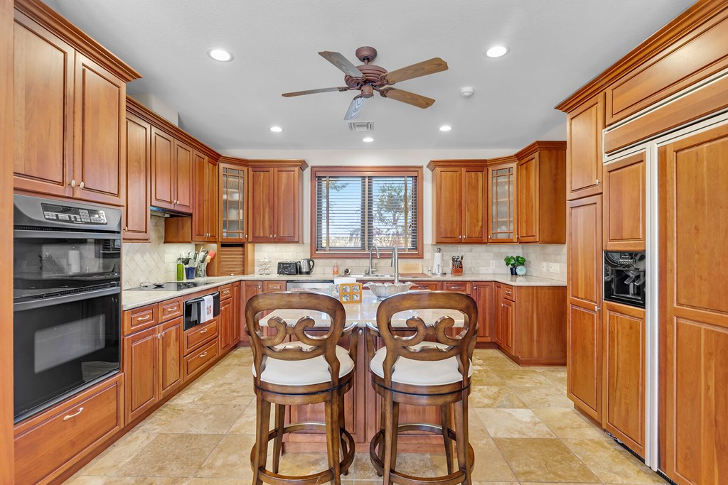 600 Coral Lane