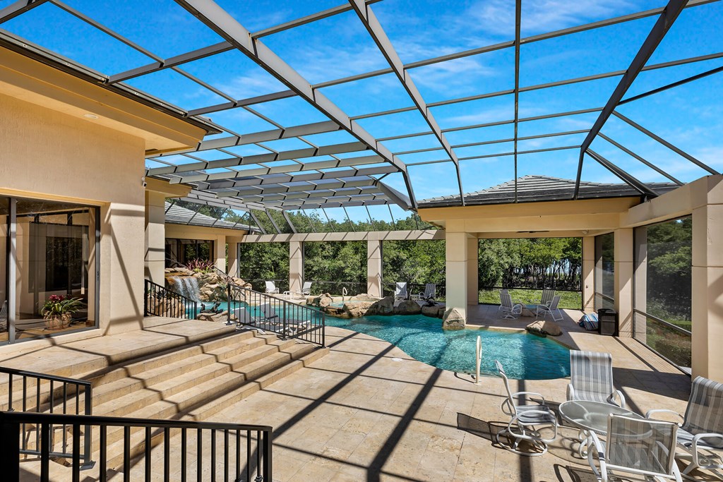 600 Coral Lane