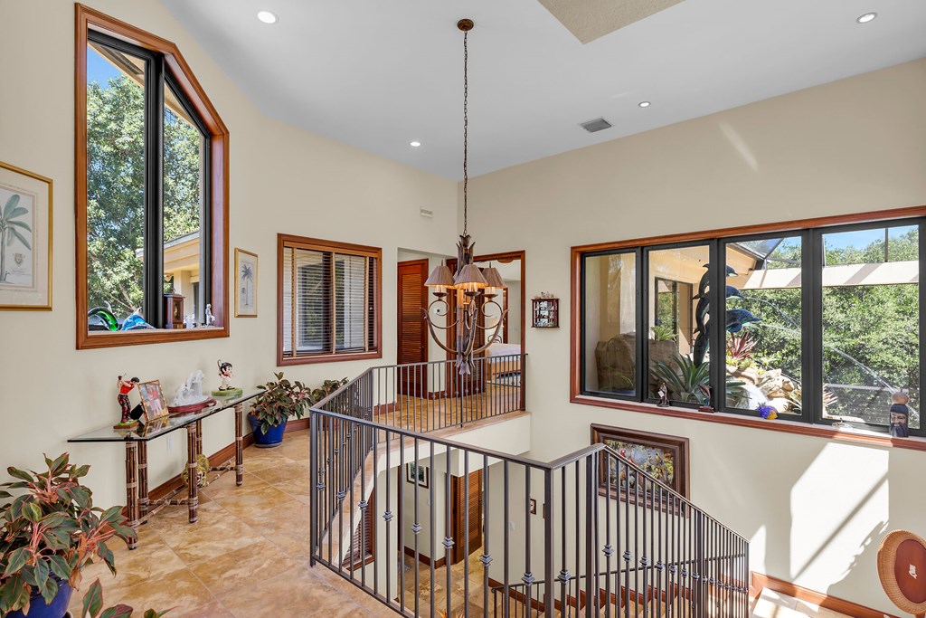 600 Coral Lane