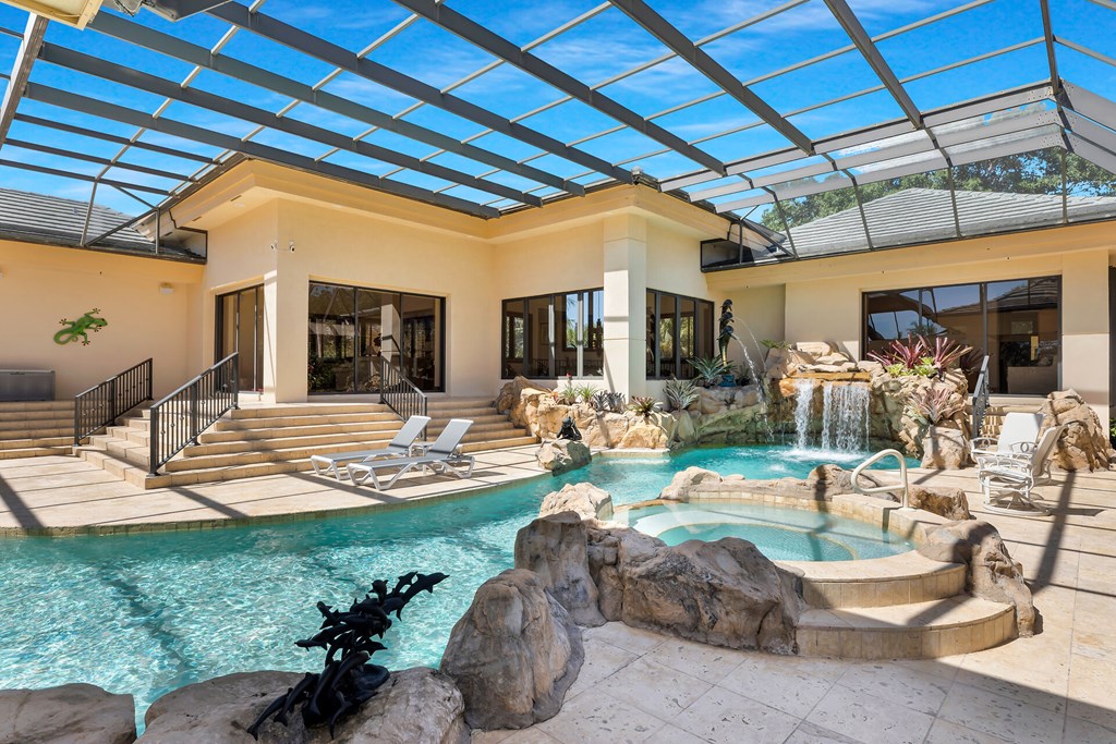 600 Coral Lane