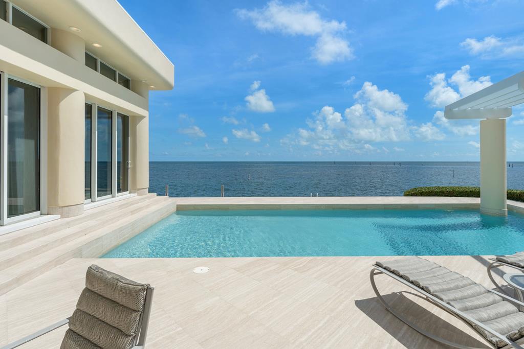 26 Angelfish Cay Drive