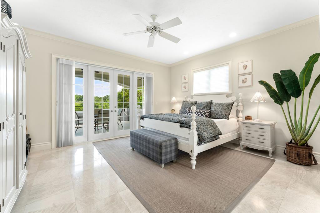 22 Harbor Island Drive