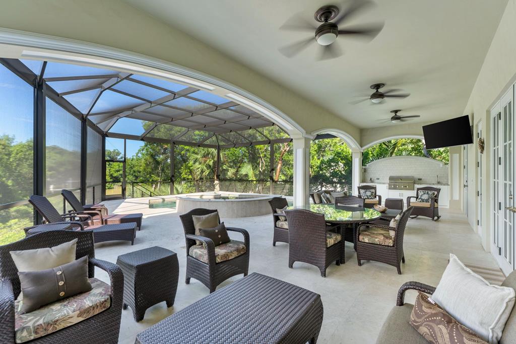 22 Harbor Island Drive