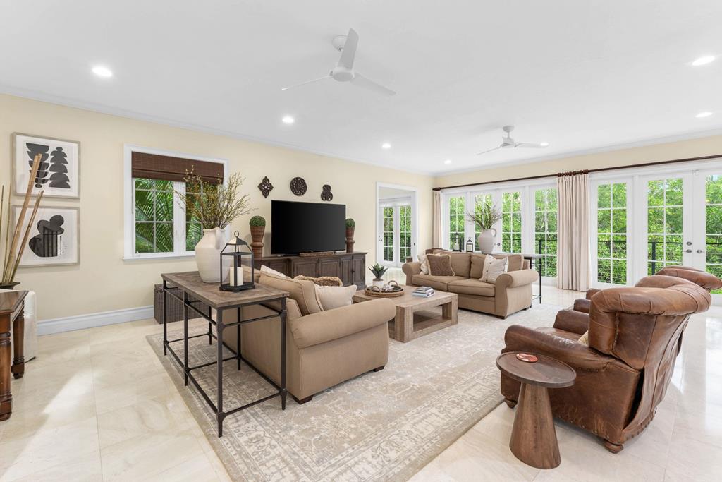 22 Harbor Island Drive