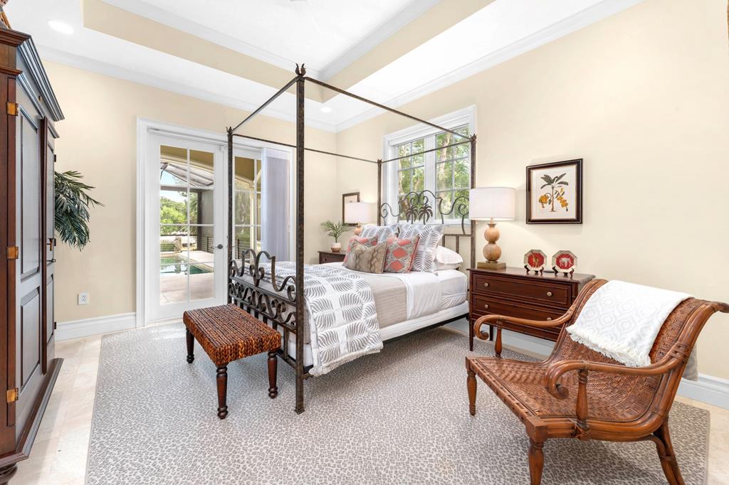 22 Harbor Island Drive