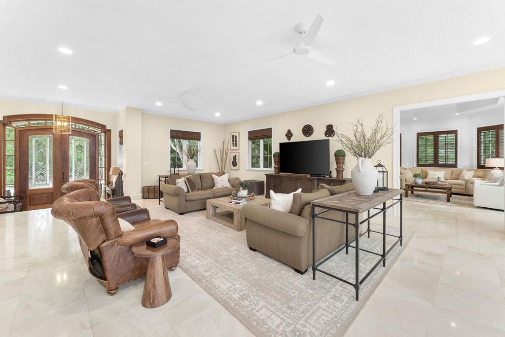 22 Harbor Island Drive