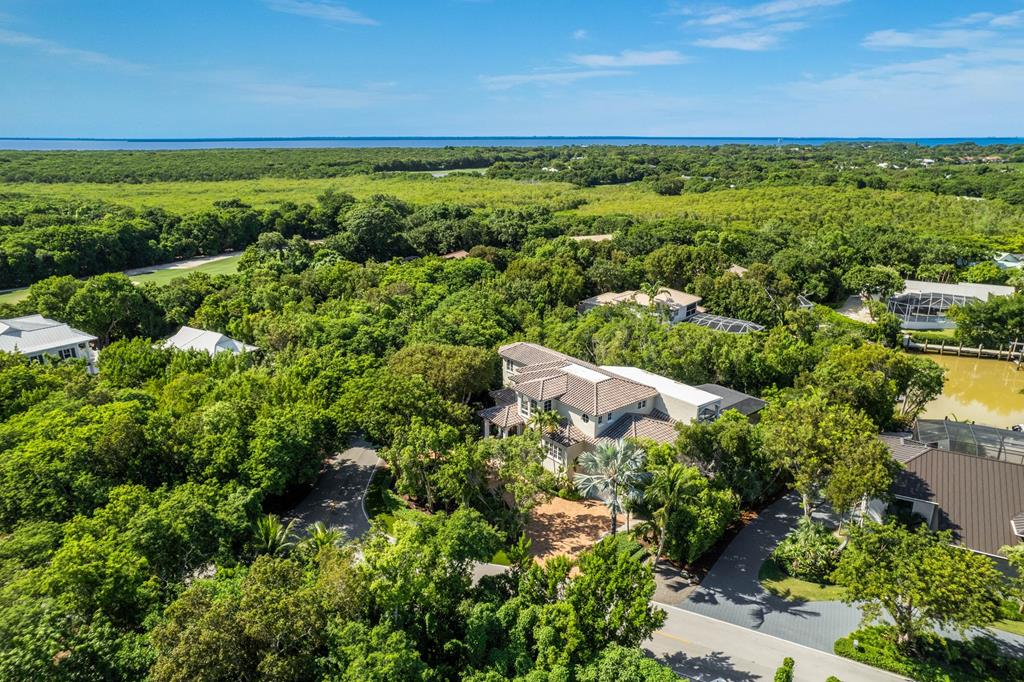 22 Harbor Island Drive