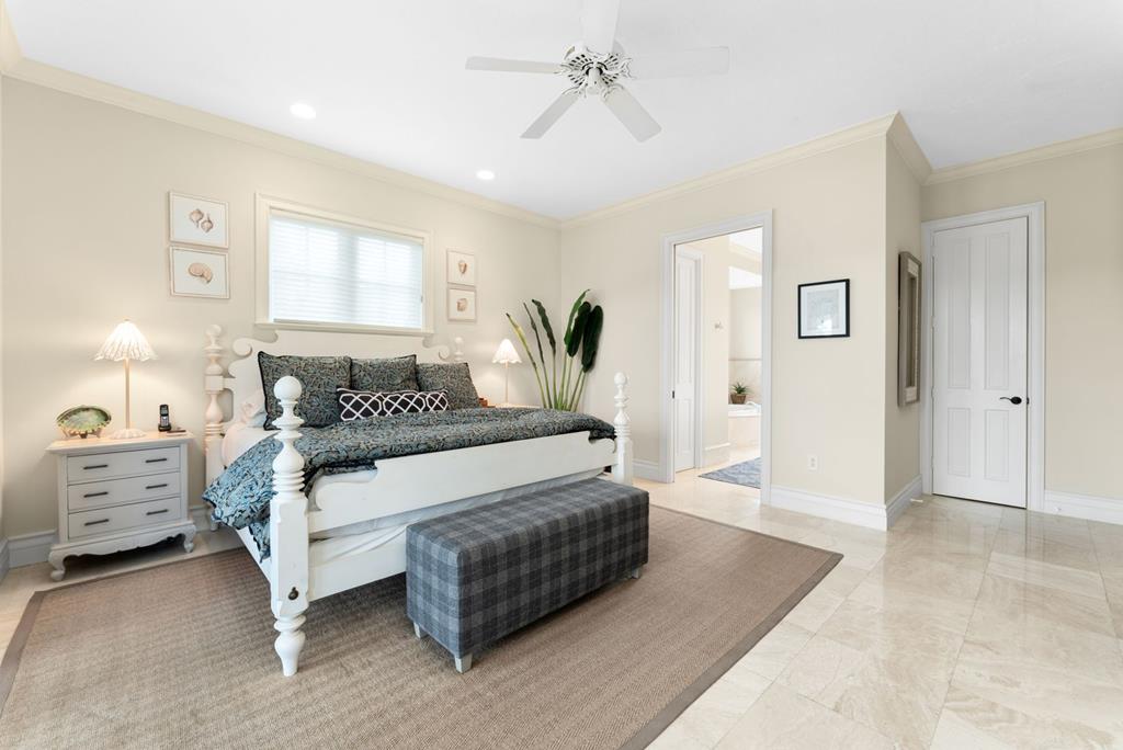 22 Harbor Island Drive