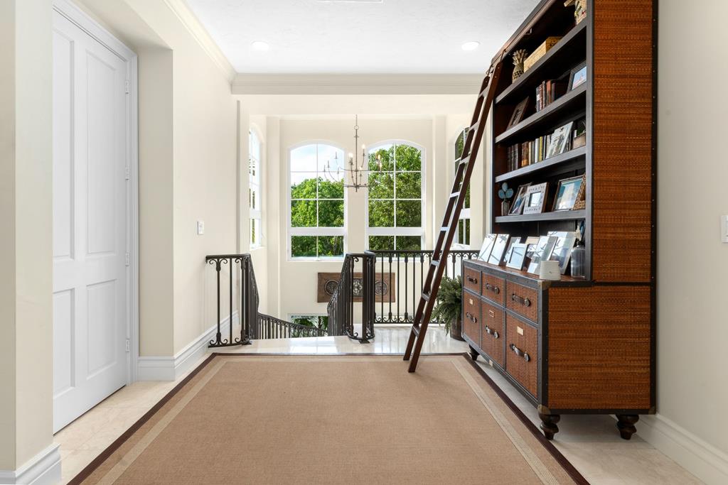 22 Harbor Island Drive