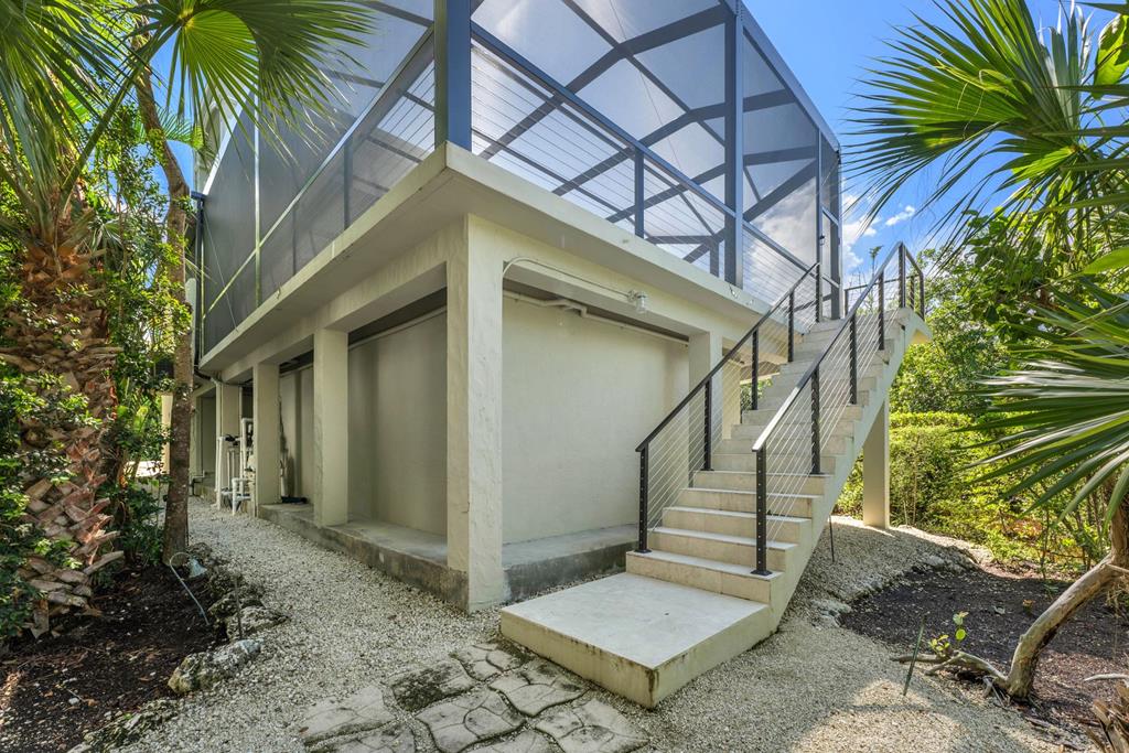 22 Harbor Island Drive