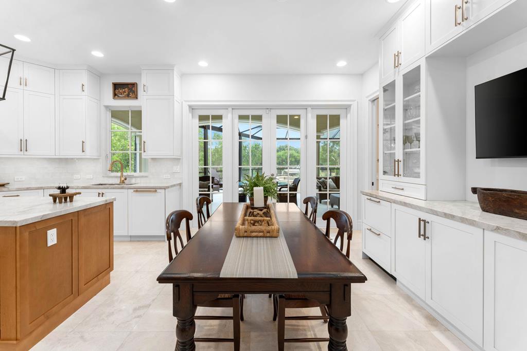 22 Harbor Island Drive