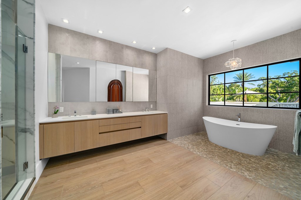 21 South Bridge Lane