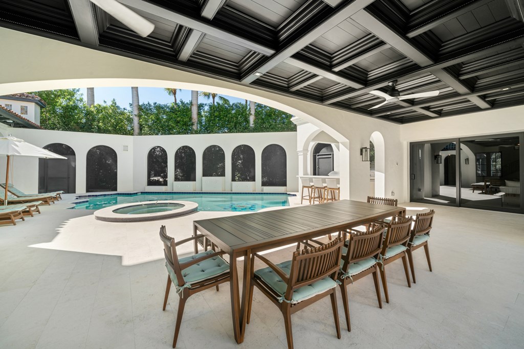 21 South Bridge Lane