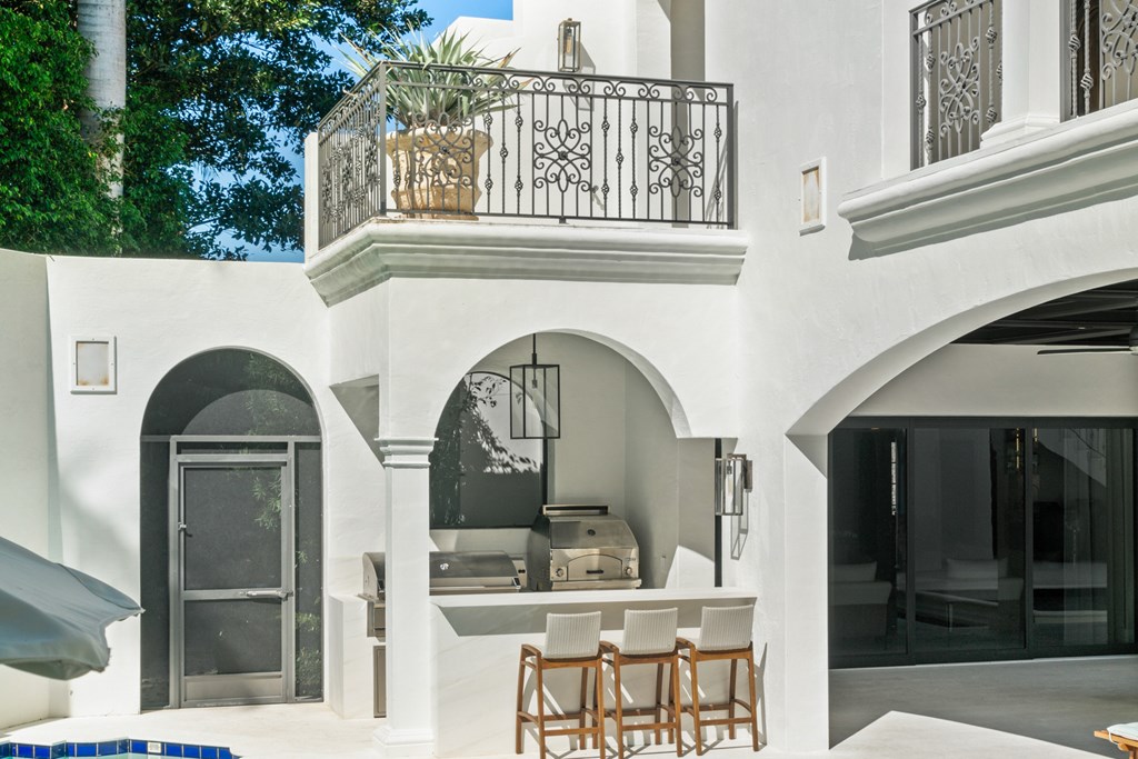 21 South Bridge Lane