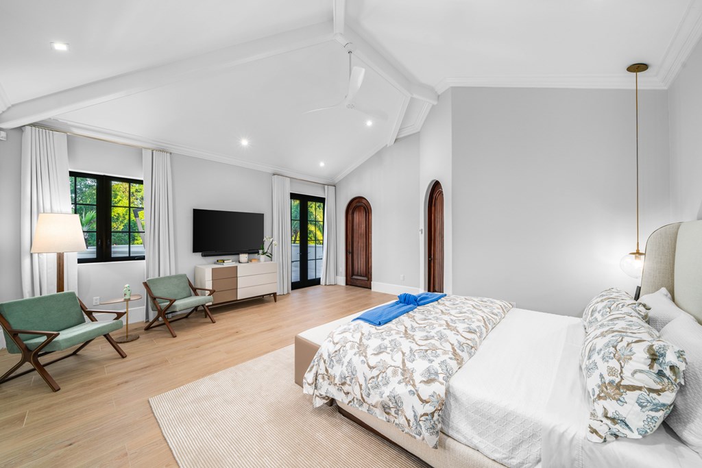 21 South Bridge Lane