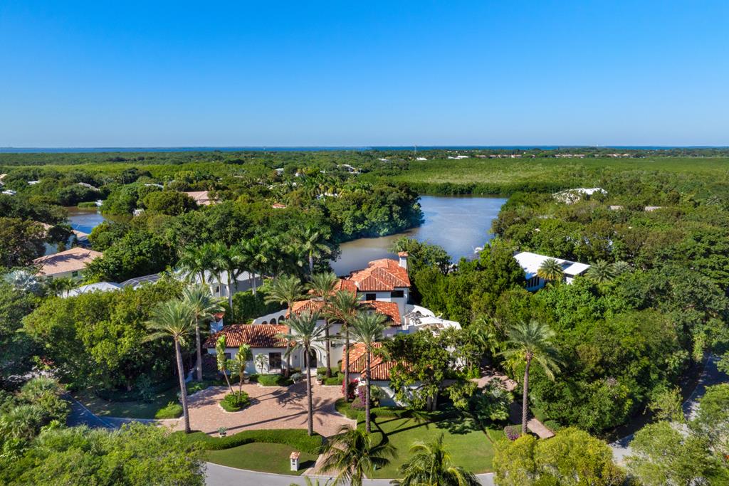 21 South Bridge Lane