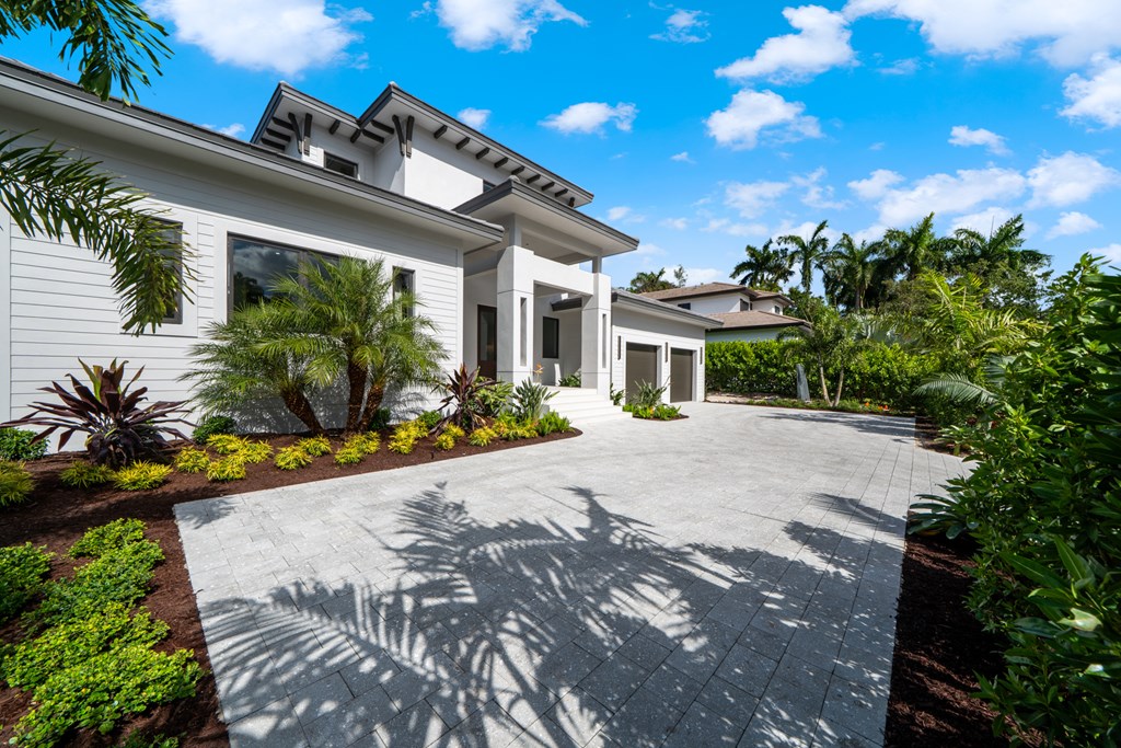 43 Cardinal Lane