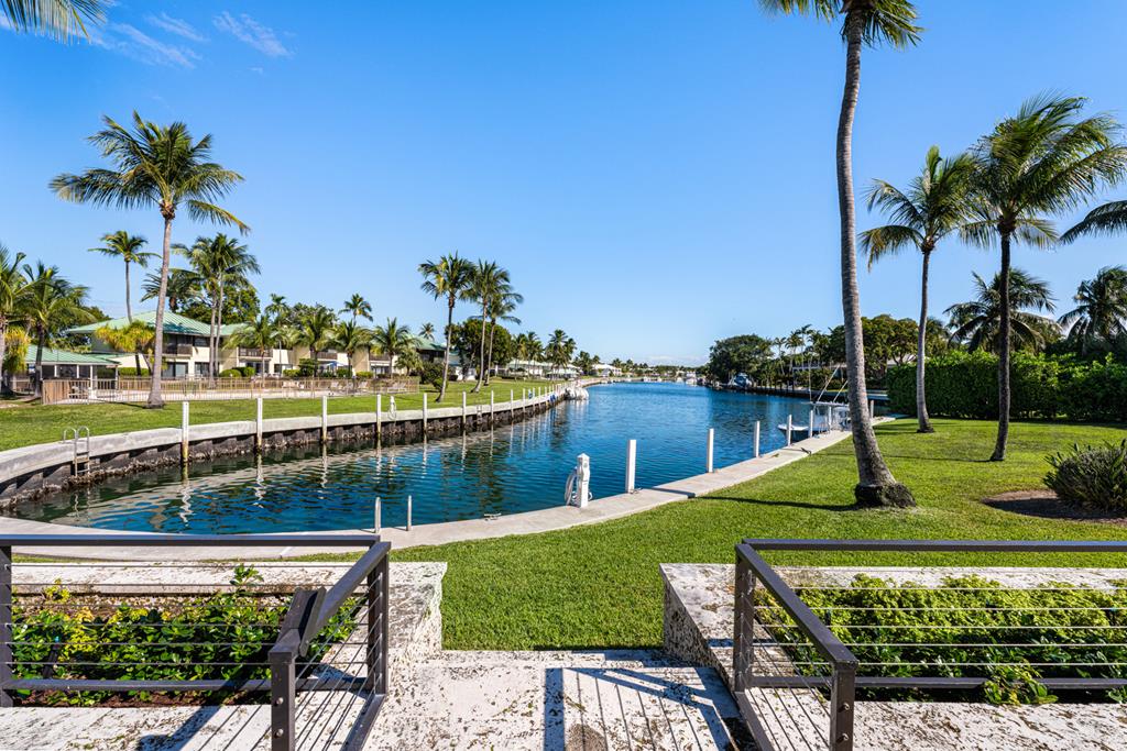 3-4 Anchor Drive
