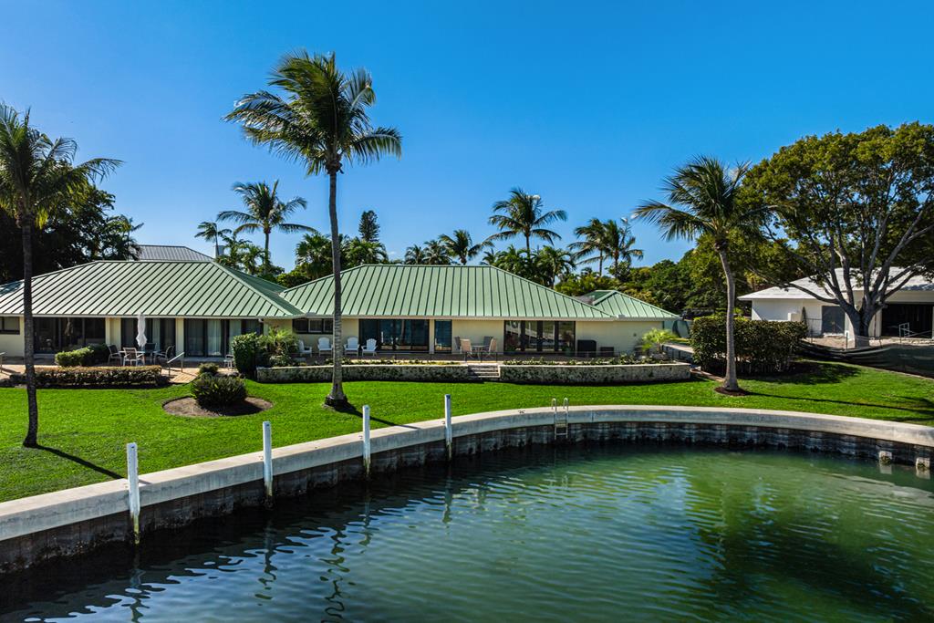3-4 Anchor Drive