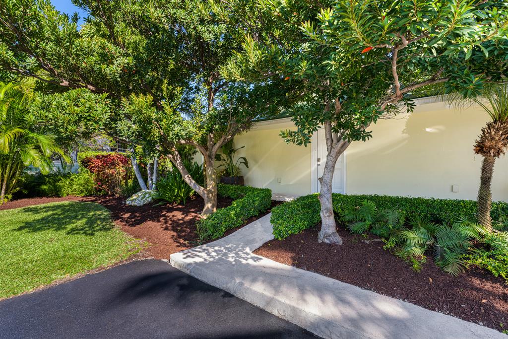 3-4 Anchor Drive