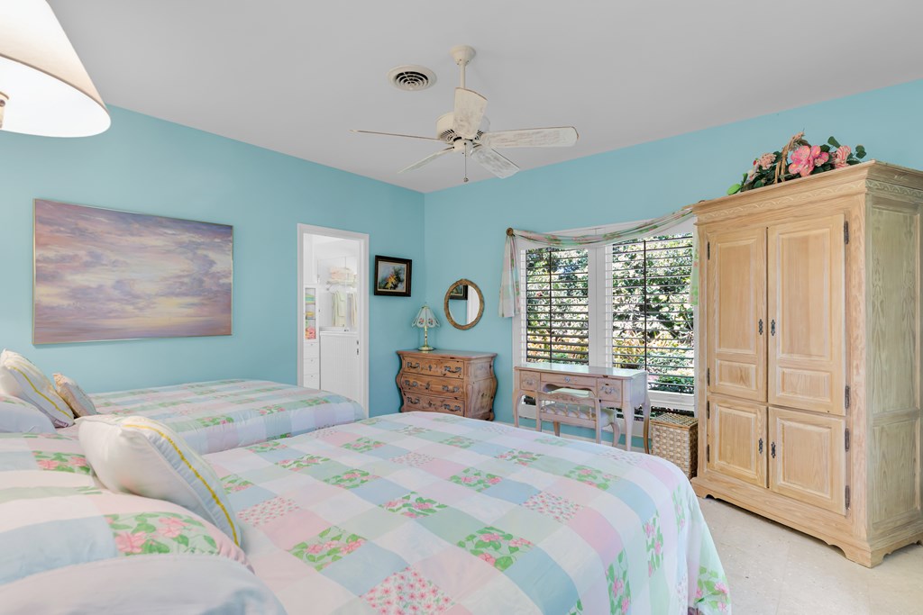 19 Country Club Road