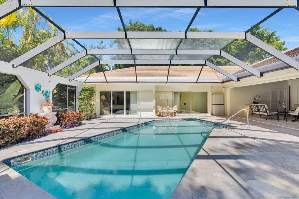 19 Country Club Road