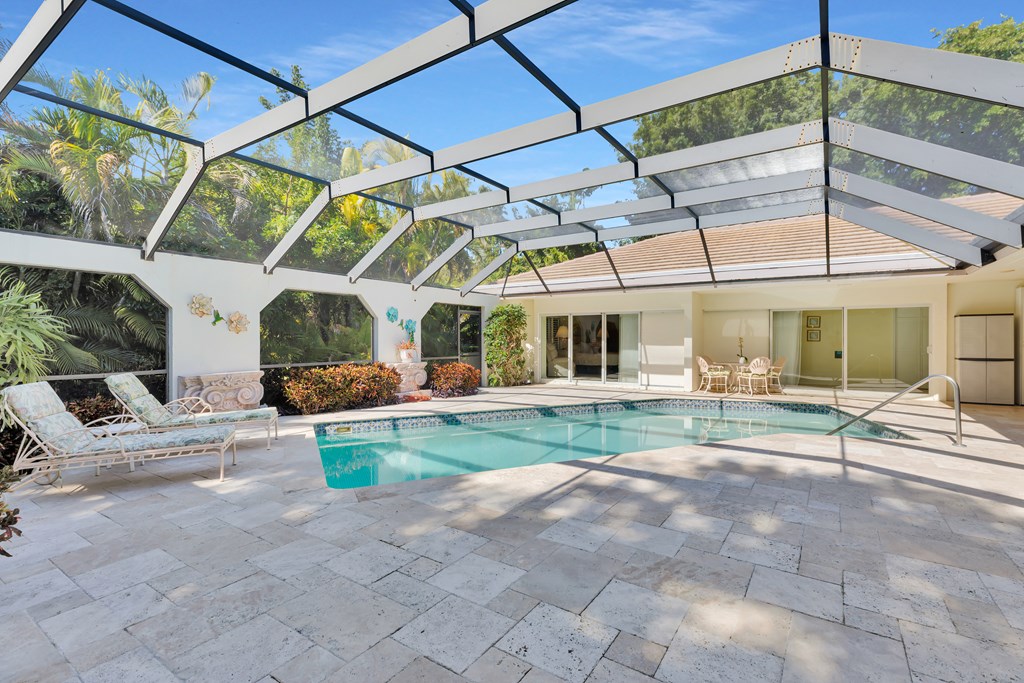 19 Country Club Road