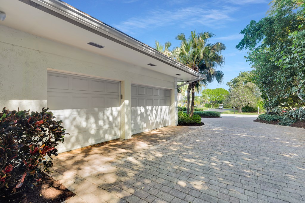 19 Country Club Road